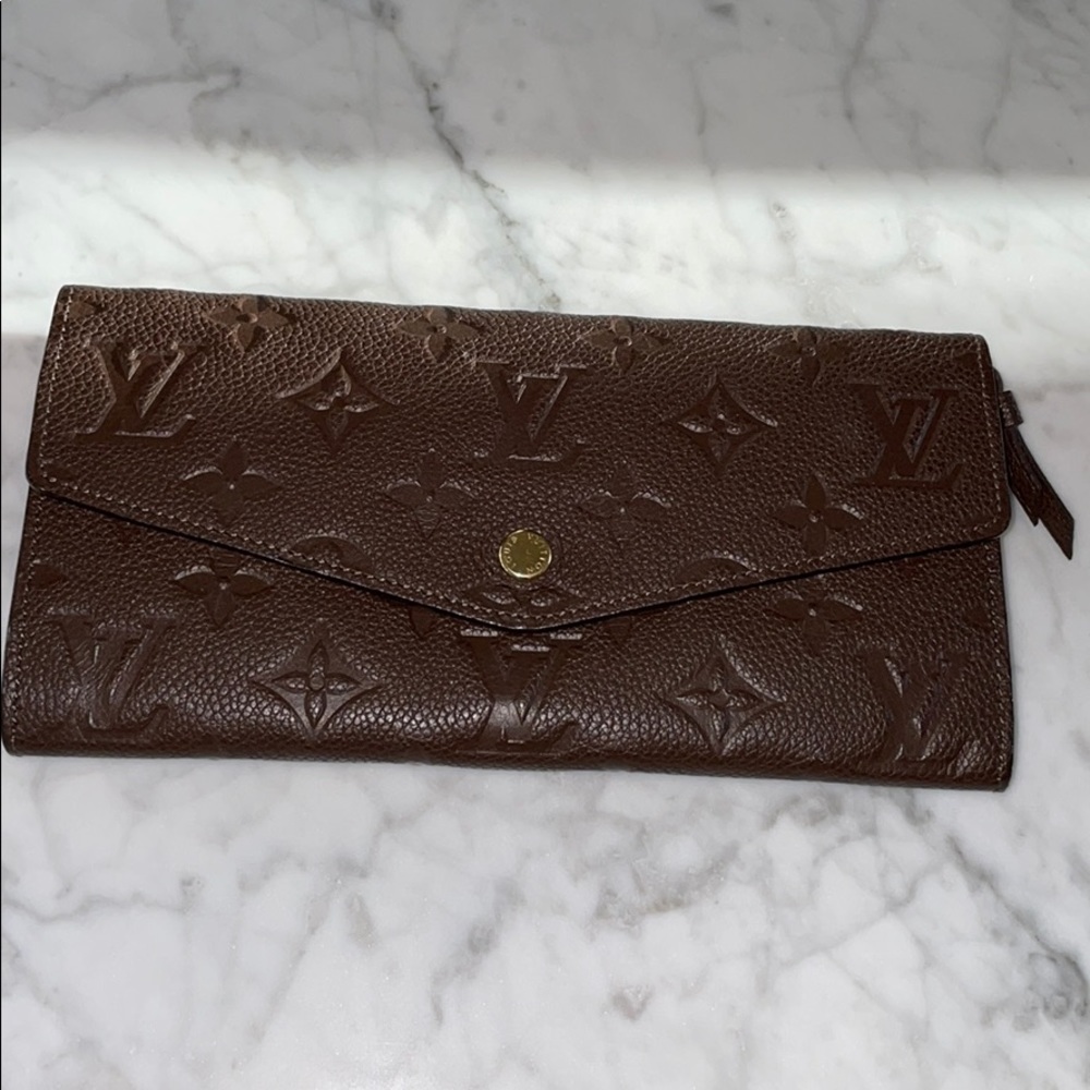 Louis Vuitton Emilie Wallet